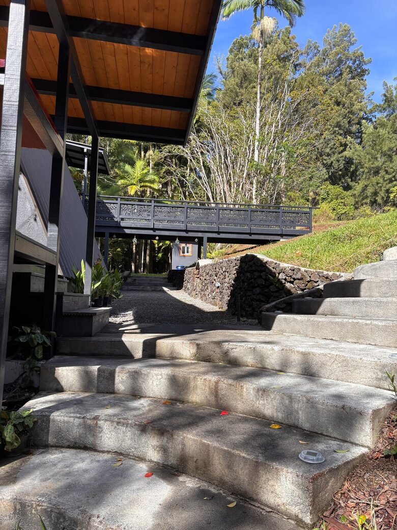 Spring-Fed Serenity | Off-Grid Luxury on the Hāmākua Coast - Hakalau, Hawaii