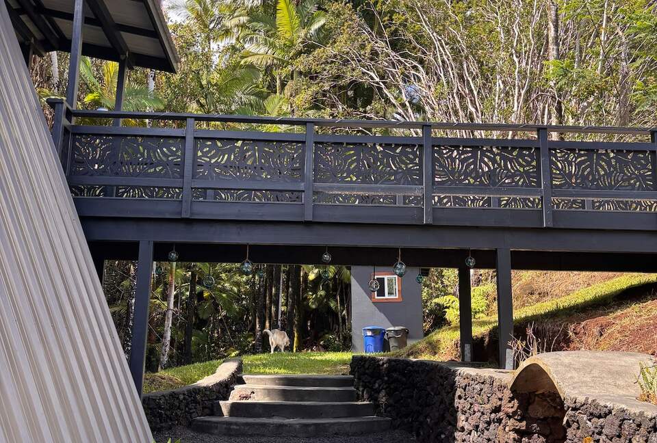 Spring-Fed Serenity | Off-Grid Luxury on the Hāmākua Coast - Hakalau, Hawaii