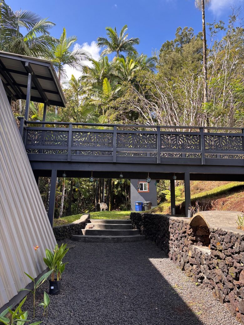 Spring-Fed Serenity | Off-Grid Luxury on the Hāmākua Coast - Hakalau, Hawaii