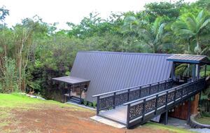 Spring-Fed Serenity | Off-Grid Luxury on the Hāmākua Coast - Hakalau, Hawaii