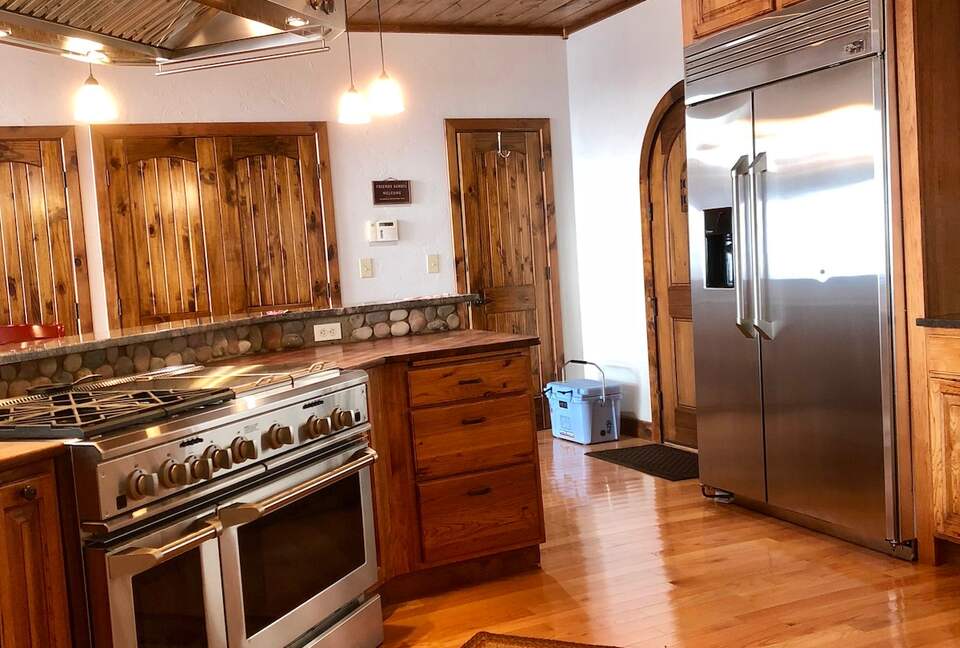 What If Cabin | Scenic Mountain Retreat with Panoramic Views - Blue Ridge, Georgia