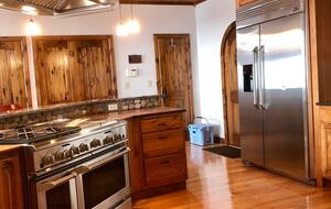 What If Cabin | Scenic Mountain Retreat with Panoramic Views - Blue Ridge, Georgia