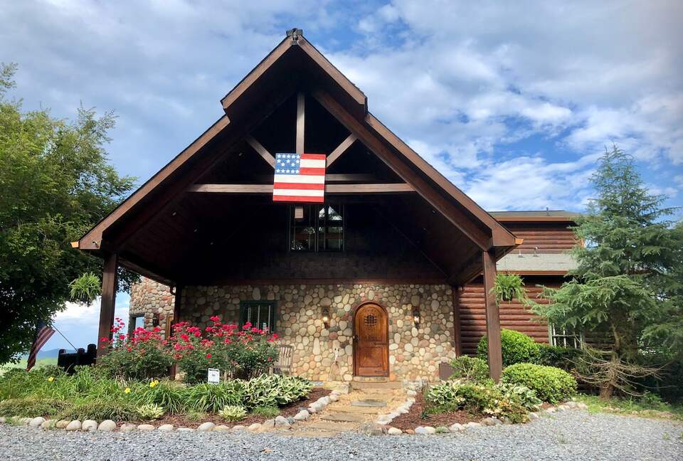 What If Cabin | Scenic Mountain Retreat with Panoramic Views - Blue Ridge, Georgia