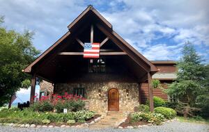 What If Cabin | Scenic Mountain Retreat with Panoramic Views - Blue Ridge, Georgia