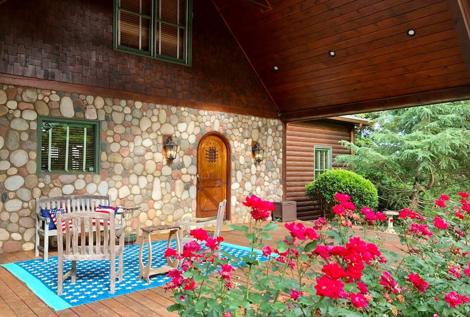 What If Cabin | Scenic Mountain Retreat with Panoramic Views - Blue Ridge, Georgia