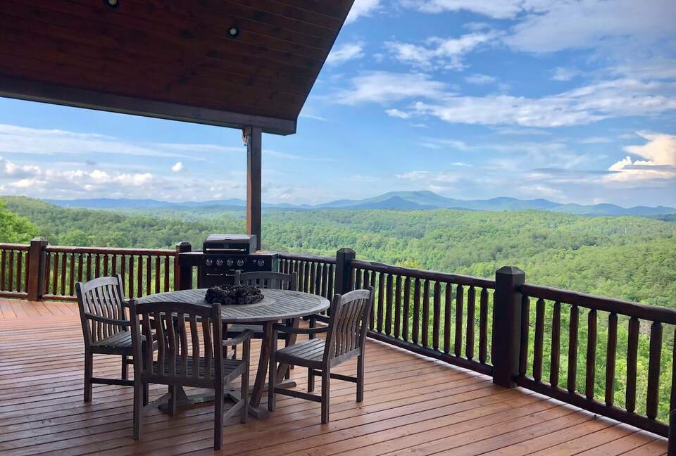 What If Cabin | Scenic Mountain Retreat with Panoramic Views - Blue Ridge, Georgia