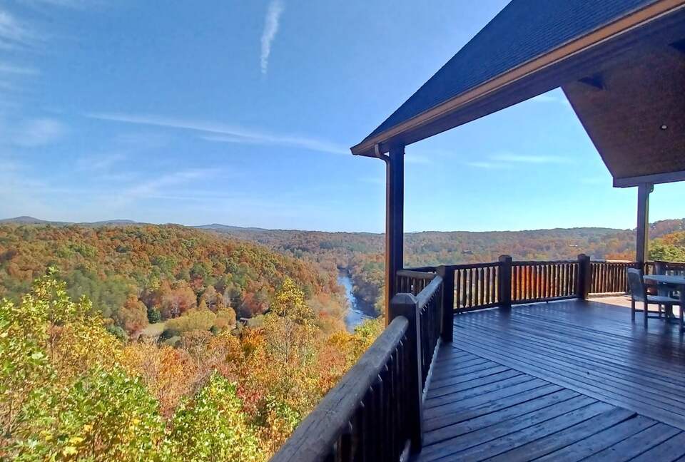 What If Cabin | Scenic Mountain Retreat with Panoramic Views - Blue Ridge, Georgia