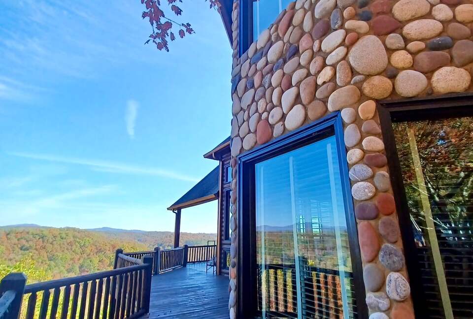 What If Cabin | Scenic Mountain Retreat with Panoramic Views - Blue Ridge, Georgia
