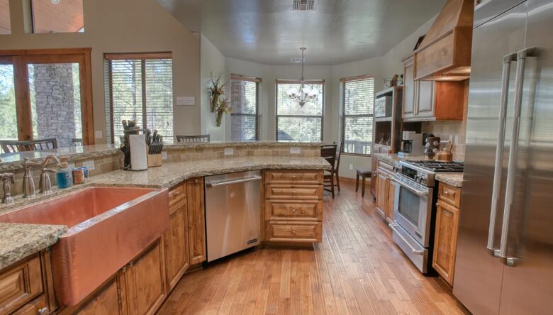 Dream Retreat in the Tall Pines - Show Low, Arizona