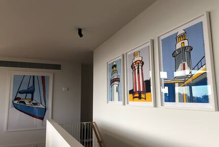 Modern beach house with 180 degrees bay views - Melbourne, Australia