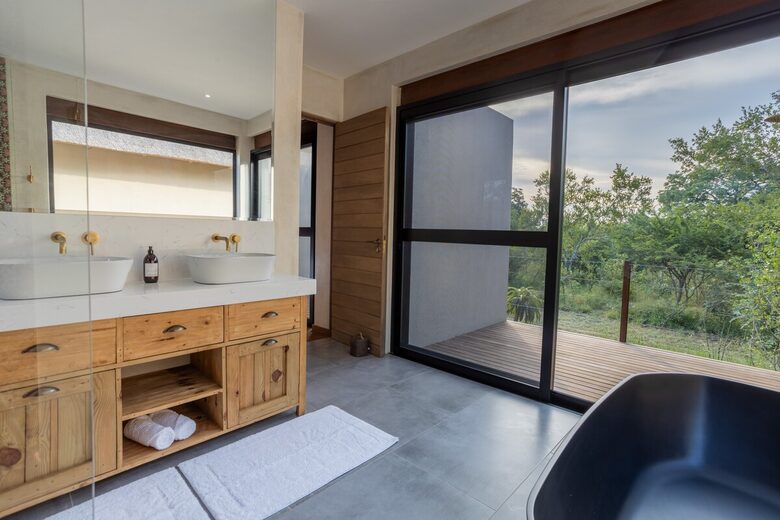 Bush House Zandspruit - Hoedspruit, South Africa