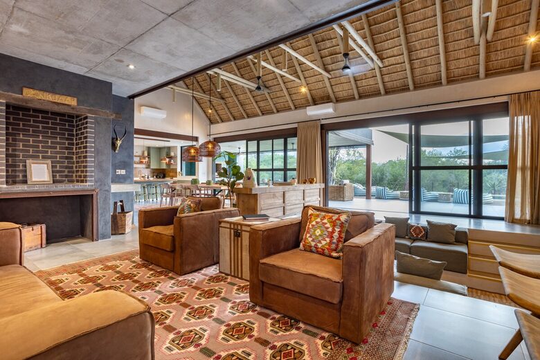 Bush House Zandspruit - Hoedspruit, South Africa