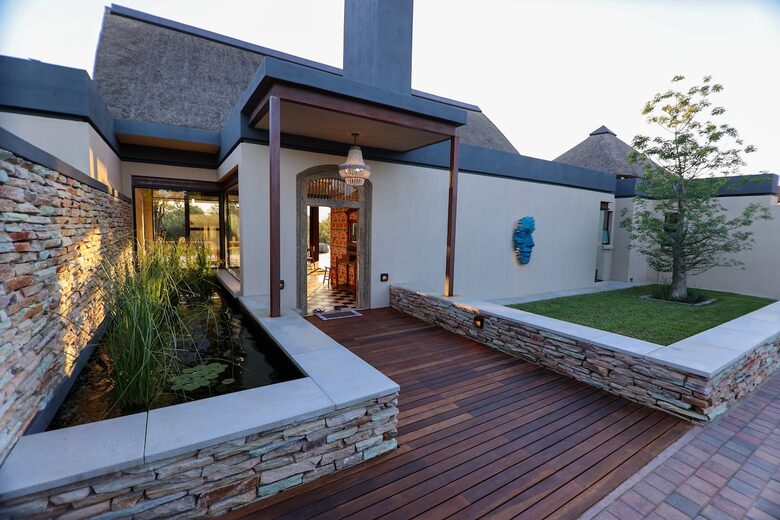 Bush House Zandspruit - Hoedspruit, South Africa