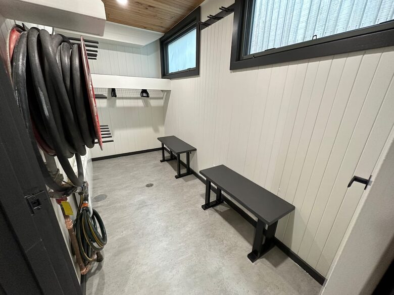 The ultimate mountain escape … for Snow or MTB... with Finnish Sauna - Falls Creek, Australia