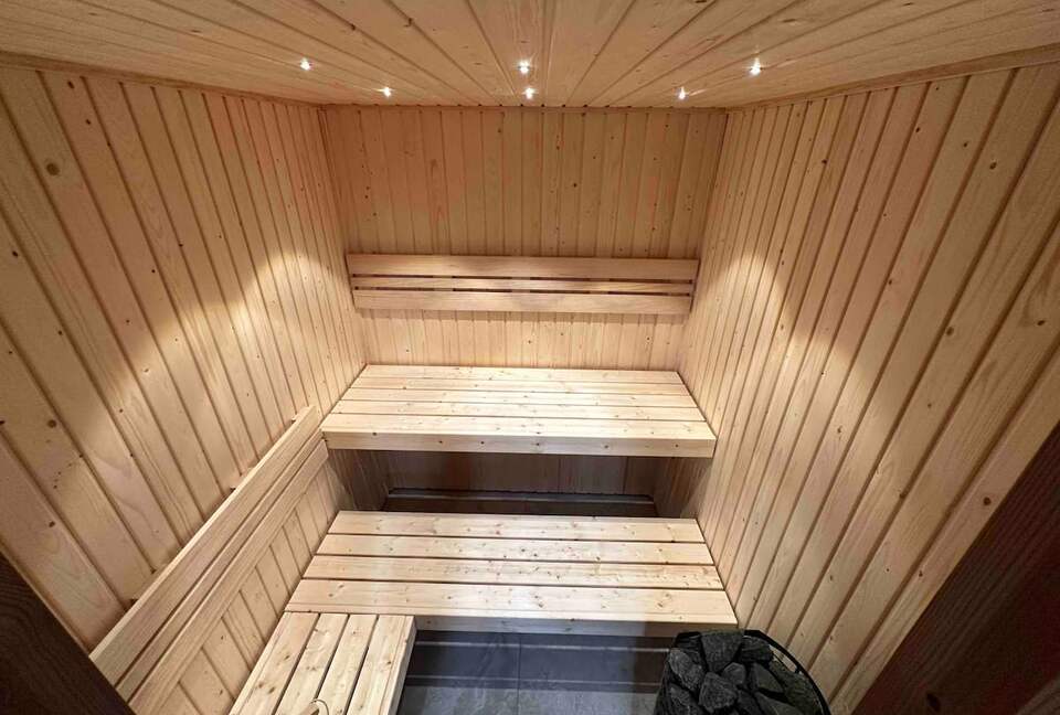 The ultimate mountain escape … for Snow or MTB... with Finnish Sauna - Falls Creek, Australia