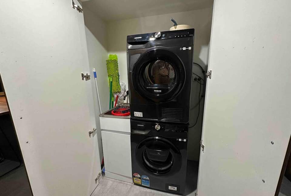 The ultimate mountain escape … for Snow or MTB... with Finnish Sauna - Falls Creek, Australia