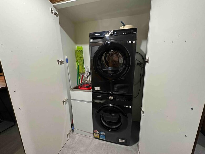 The ultimate mountain escape … for Snow or MTB... with Finnish Sauna - Falls Creek, Australia