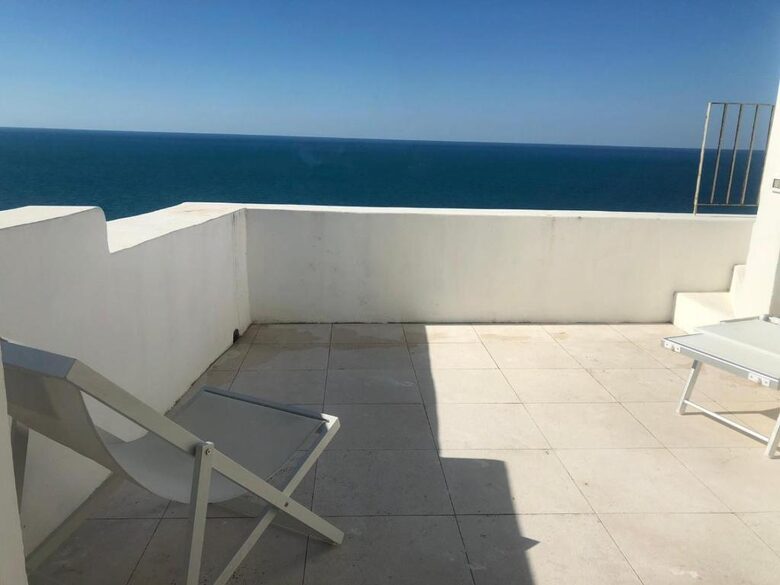 Quiet Coastal Apartment Among Peschici’s White Lanes - Peschici, Italy