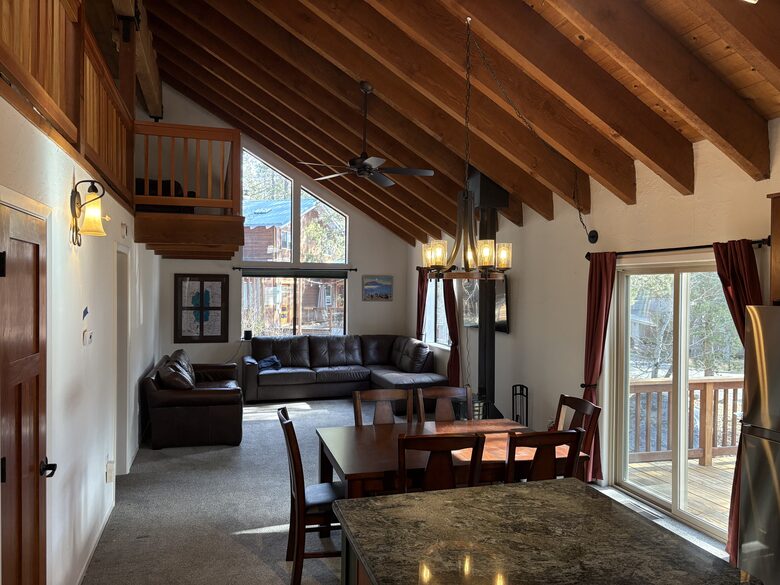 Forest Glen Mountain Retreat in Squaw/Palisades - Olympic Valley, California