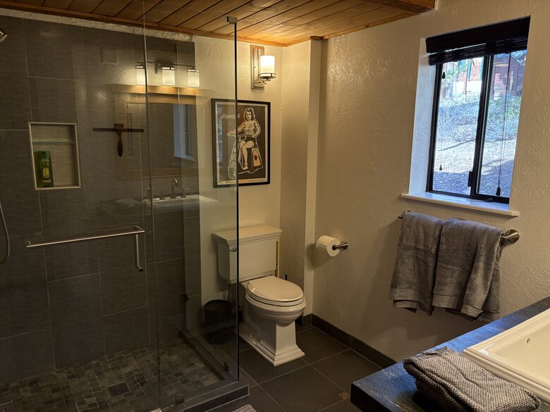 Forest Glen Mountain Retreat in Squaw/Palisades - Olympic Valley, California