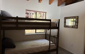 Forest Glen Mountain Retreat in Squaw/Palisades - Olympic Valley, California