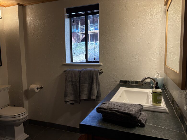 Forest Glen Mountain Retreat in Squaw/Palisades - Olympic Valley, California