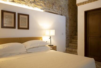 A Room in a 17th-Century Masseria - San Severo, Italy