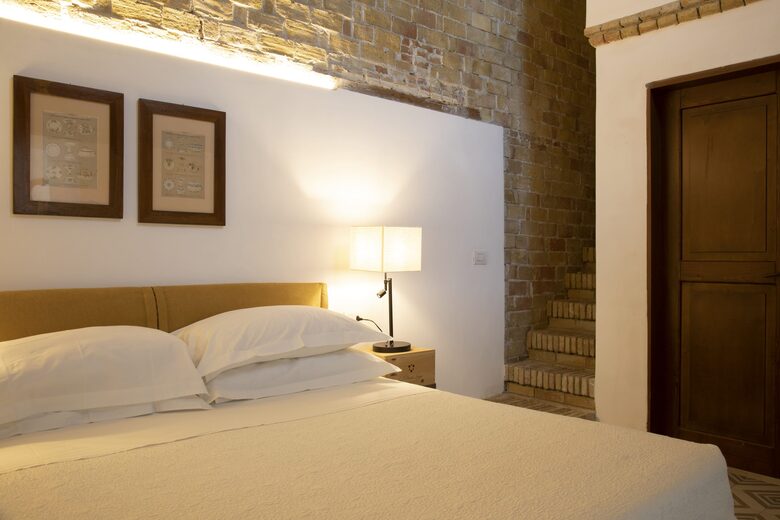 A Room in a 17th-Century Masseria - San Severo, Italy