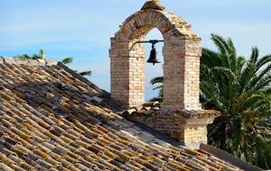 A Room in a 17th-Century Masseria - San Severo, Italy