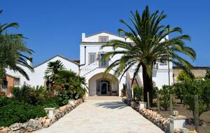 A Room in a 17th-Century Masseria - San Severo, Italy