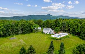 Meadowview Vermont Retreat - Wilmington, Vermont