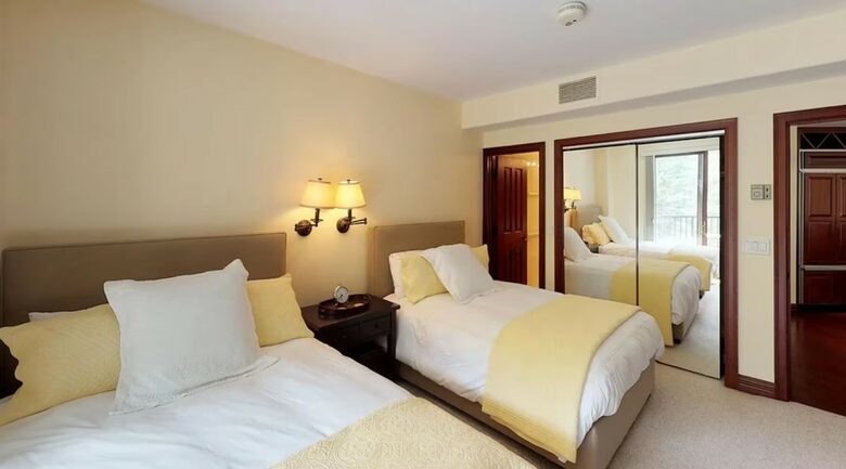 Vail Ski-in Ski-out Condo - Vail, Colorado