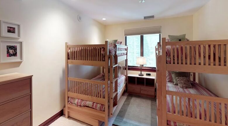 Vail Ski-in Ski-out Condo - Vail, Colorado