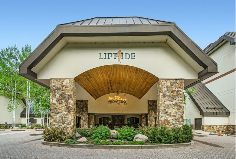 Vail Ski-in Ski-out Condo - Vail, Colorado