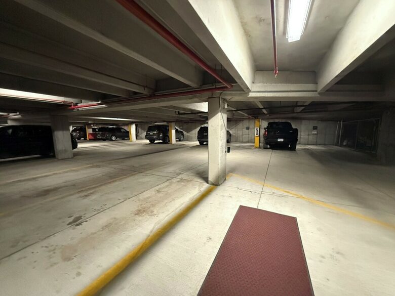 Vail Ski-in Ski-out Condo - Vail, Colorado