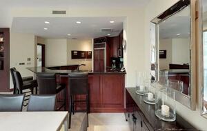 Vail Ski-in Ski-out Condo - Vail, Colorado