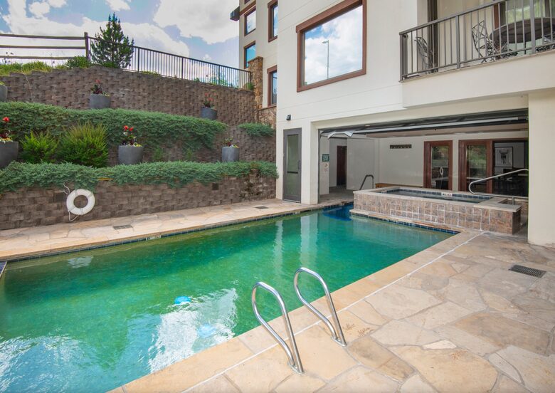 Vail Ski-in Ski-out Condo - Vail, Colorado