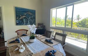 Ocean View Retreat Steps from the Beach - Captain Cook, Hawaii