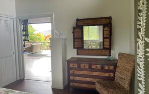 Ocean View Retreat Steps from the Beach - Captain Cook, Hawaii