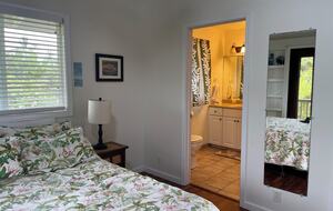 Ocean View Retreat Steps from the Beach - Captain Cook, Hawaii