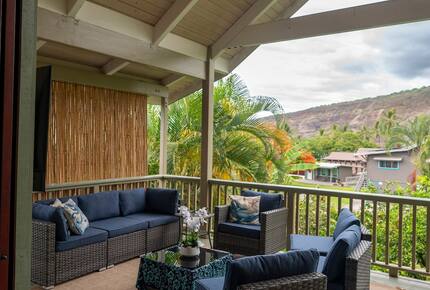 Ocean View Retreat Steps from the Beach - Captain Cook, Hawaii
