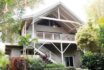 Ocean View Retreat Steps from the Beach - Captain Cook, Hawaii