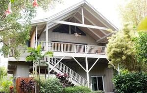 Ocean View Retreat Steps from the Beach - Captain Cook, Hawaii