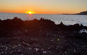 Ocean View Retreat Steps from the Beach - Captain Cook, Hawaii
