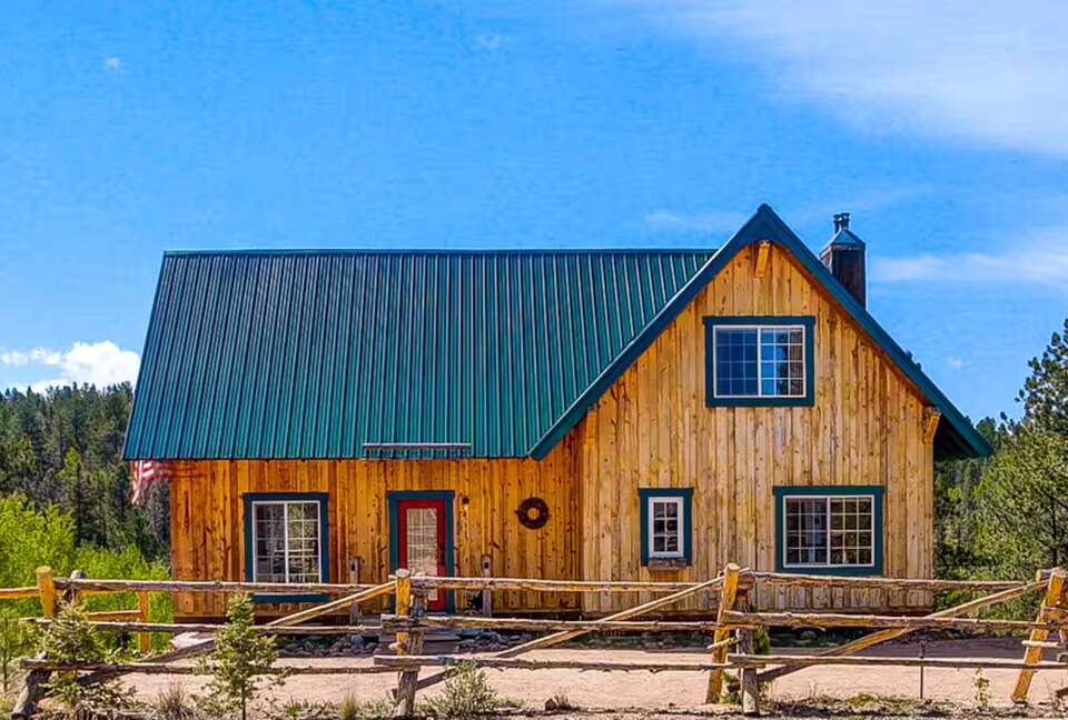 The Divide Alpine Retreat - Divide, Colorado