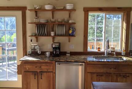 The Divide Alpine Retreat - Divide, Colorado