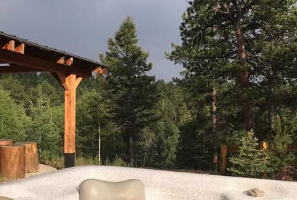 The Divide Alpine Retreat - Divide, Colorado