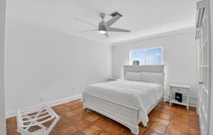 Stylish Coastal Bungalow Minutes from the Ocean - Delray Beach, Florida