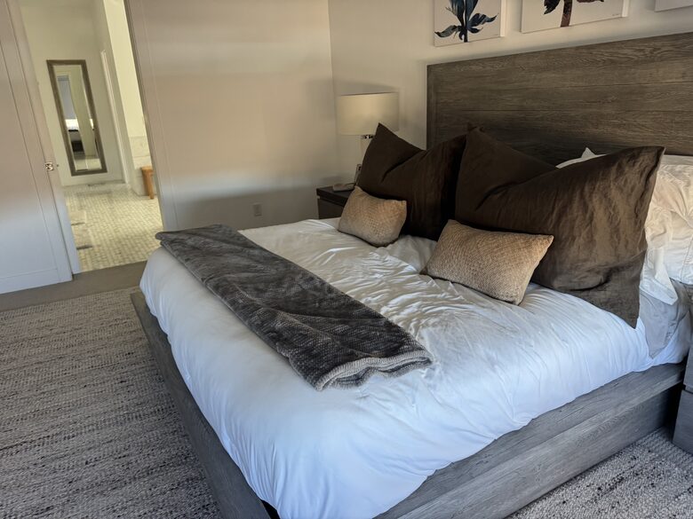 Master Bedroom, automated shades, fireplace, TV