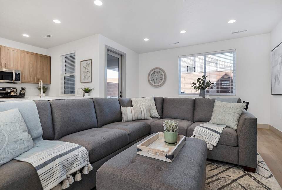 New St. George Getaway "Sunny Daze"! - Santa Clara, Utah